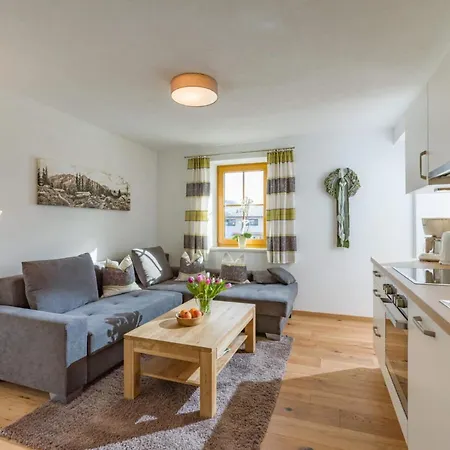 Accommodatie bij particulieren Gaestehaus Schwaiger - Wiesenweg Kössen